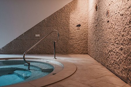 Sommer- und Winterurlaub am Kronplatz in Bildern.